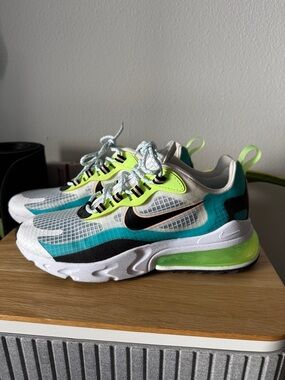 Nike Air Max 270 React